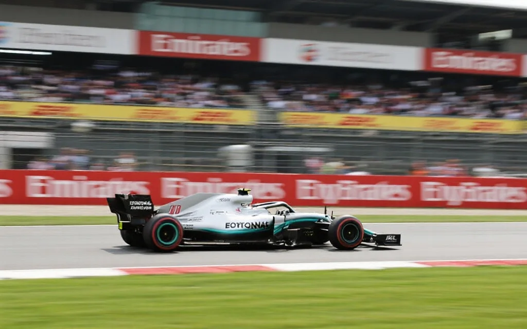 F1赛季深度分析:主要车队表现与下半赛季冠军之争预测